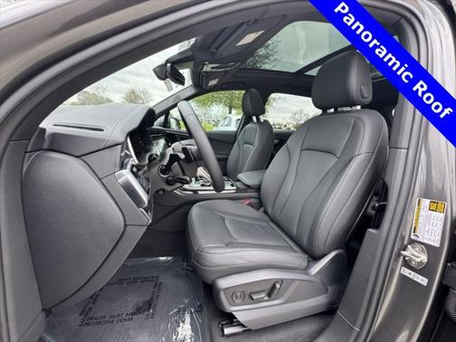 2025 Audi Q7 45 Premium Plus