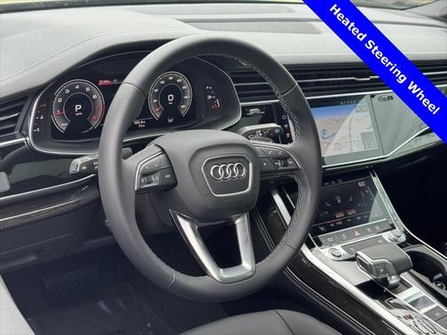 2025 Audi Q7 45 Premium Plus