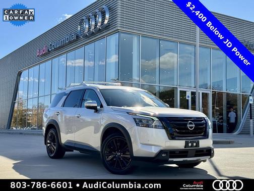 2022 Nissan Pathfinder SL 4WD