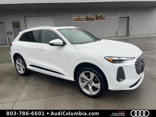 2025 Audi Q5 Premium TFSI quattro S tronic