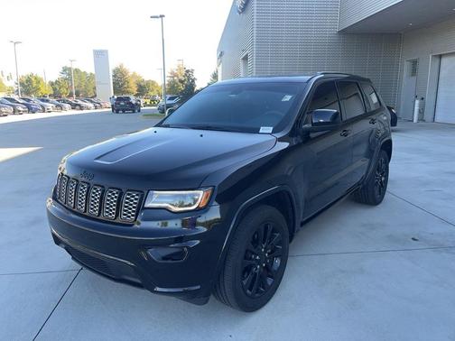 2020 Jeep Grand Cherokee Altitude