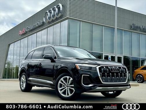 2025 Audi Q7 55 Premium Plus