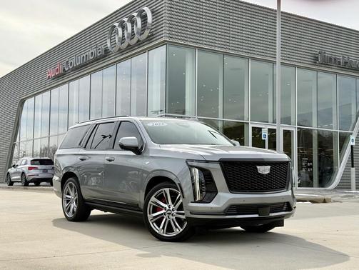 2025 Cadillac Escalade Sport Platinum