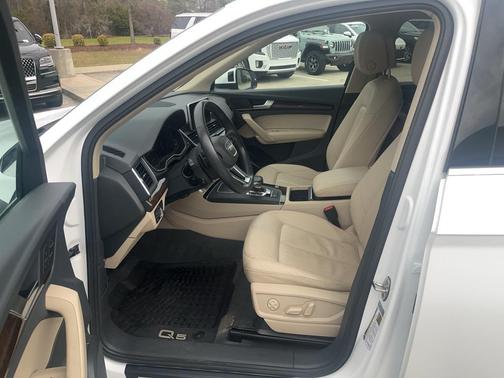 2018 Audi Q5 2.0T Tech Premium