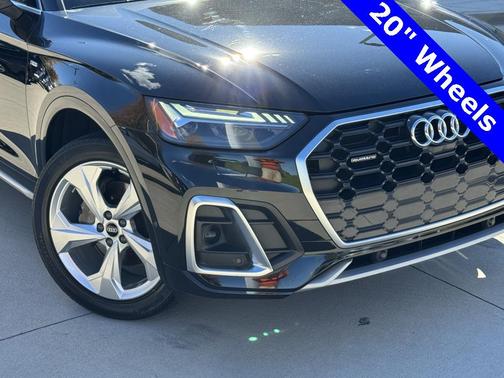 2022 Audi Q5 45 S line Prestige