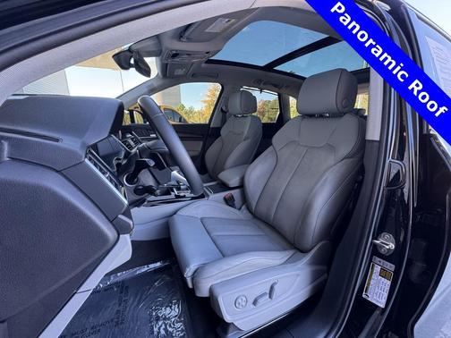 2022 Audi Q5 45 S line Prestige