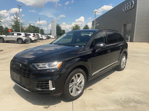 2021 Audi Q7 55 Premium Plus