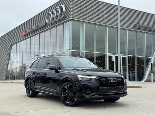 2026 Audi Q7 55 Premium Plus