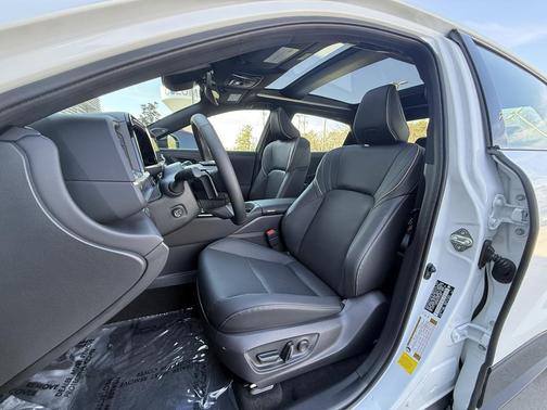 2026 Toyota Crown Platinum