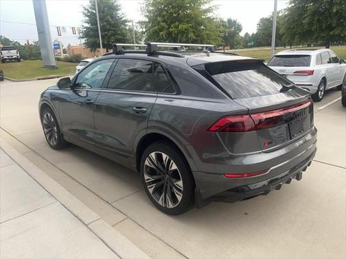 2024 Audi Q8 55 Premium Plus