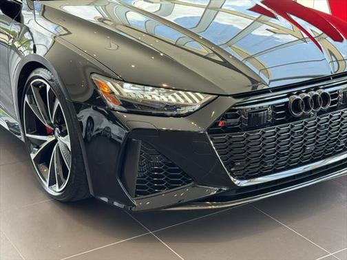 2022 Audi RS 7 4.0T