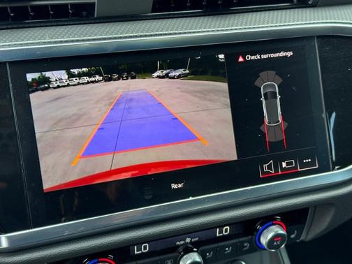 2025 Audi Q3 Premium 45 TFSI S line quattro Tiptronic