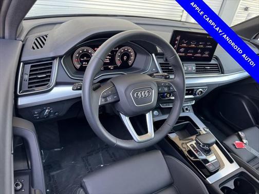 2025 Audi Q5 45 S line Premium
