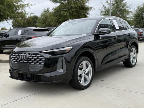 2025 Audi Q5 Premium Plus