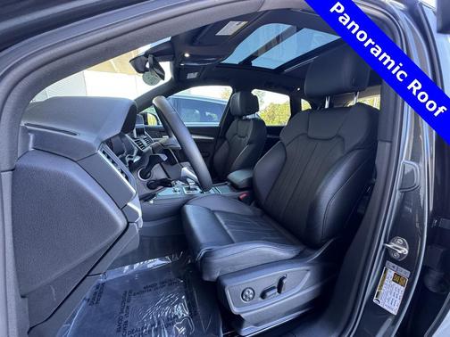 2020 Audi Q5 45 Titanium Premium