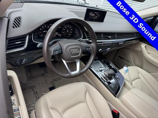 2019 Audi Q7 55 Premium Plus