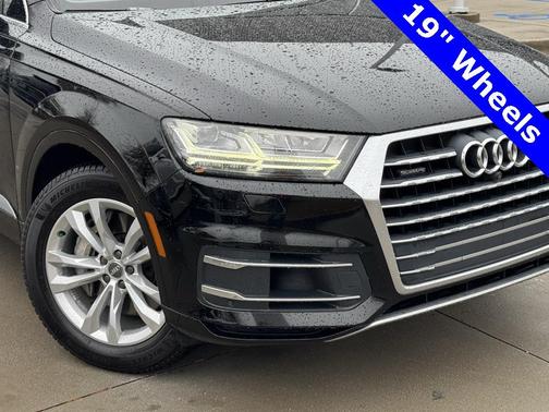 2019 Audi Q7 55 Premium Plus