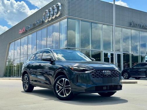 2025 Audi Q5 Premium