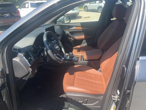 2022 Audi Q5 45 S line Premium