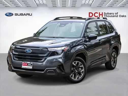 Magnetite Gray Metallic 2025 Subaru Forester