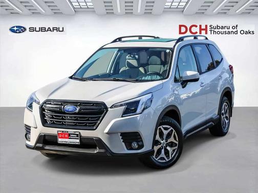 Crystal White Pearl 2023 Subaru Forester Premium