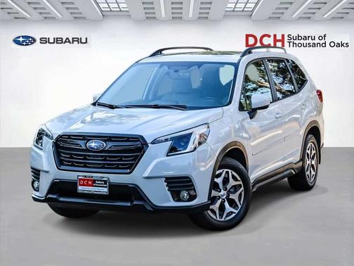 Crystal White Pearl 2023 Subaru Forester Premium