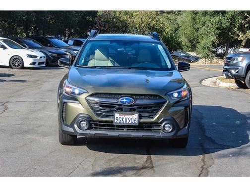 2023 Subaru Outback Premium