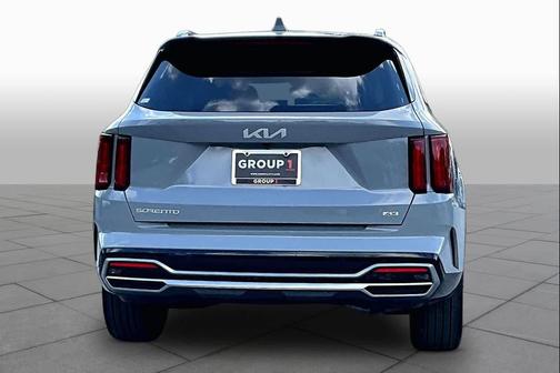 Wolf Gray 2023 Kia Sorento SX