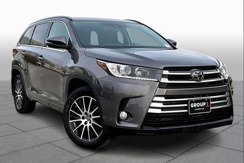 2018 Toyota Highlander SE