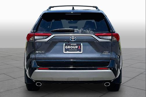 Magnetic Gray Metallic/Midnight Black Metallic 2022 Toyota RAV4 Hybrid SE