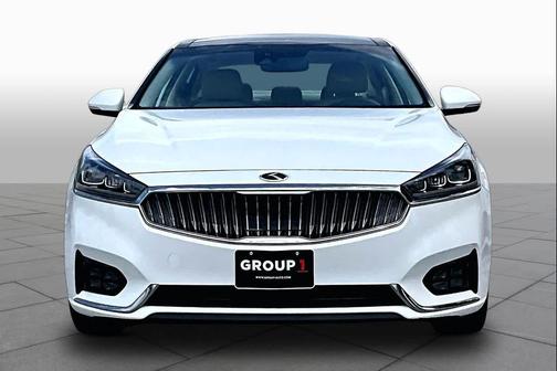 Snow White Pearl 2019 Kia Cadenza Technology
