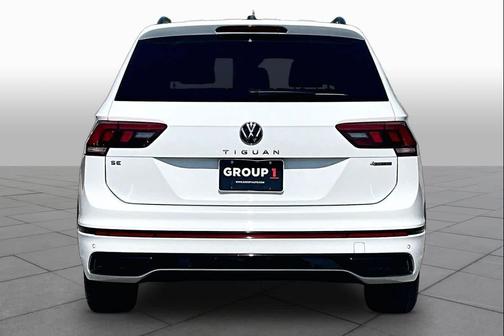 Pure White 2022 Volkswagen Tiguan 2.0T SE R-Line Black 4MOTION