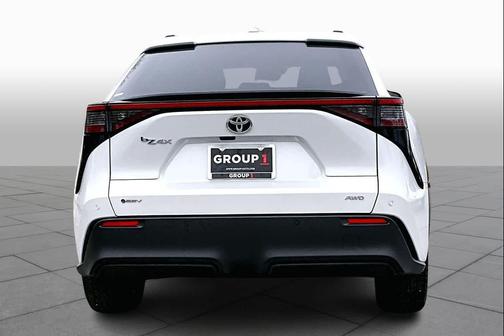 2024 Toyota bZ4X XLE