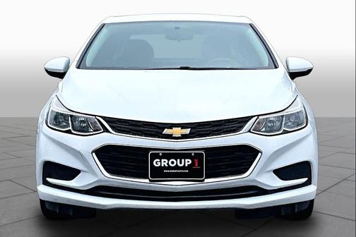 Summit White 2017 Chevrolet Cruze LS