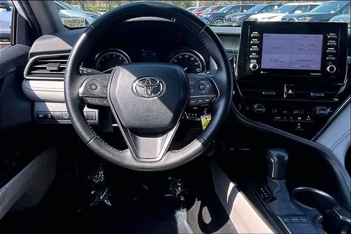 White 2022 Toyota Camry SE