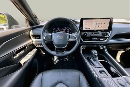 Midnight Black Metallic 2026 Toyota Highlander Hybrid Base