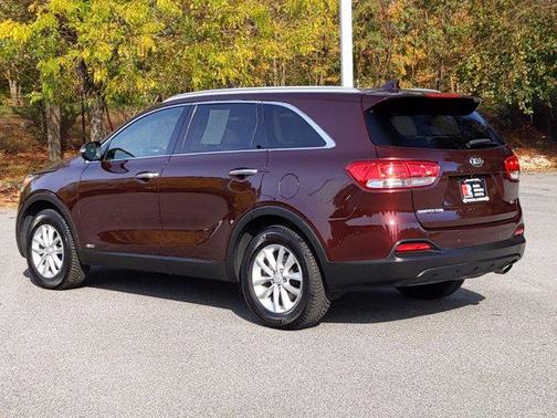 2017 Kia Sorento LX