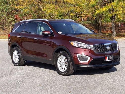 2017 Kia Sorento LX