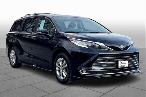 2024 Toyota Sienna Limited 7-Passenger