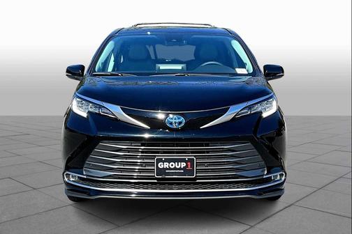 2024 Toyota Sienna Limited 7-Passenger