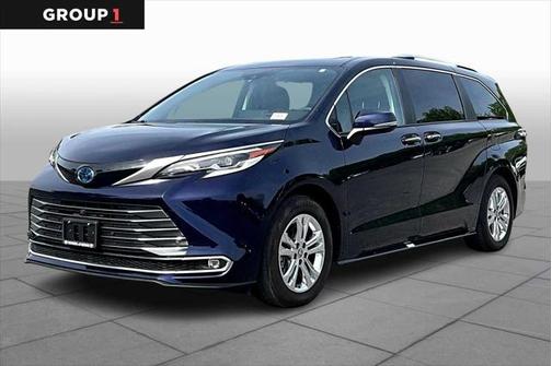 2023 Toyota Sienna Platinum 7 Passenger