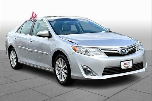 2014 Toyota Camry Hybrid XLE