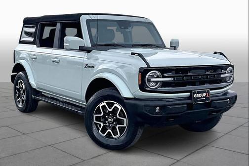 CACTUS GRAY 2022 Ford Bronco Outer Banks