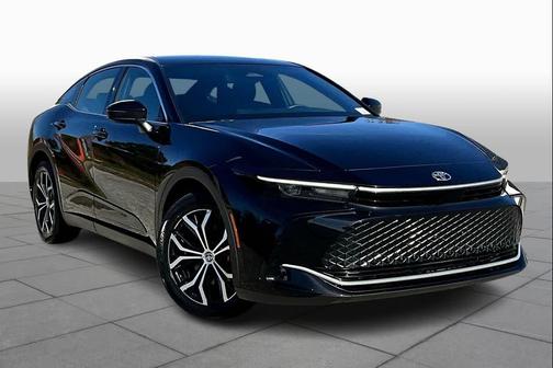 2023 Toyota Crown XLE