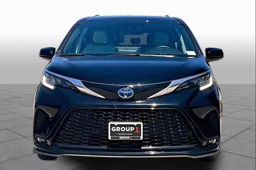 Midnight Black Metallic 2024 Toyota Sienna XSE 7 Passenger