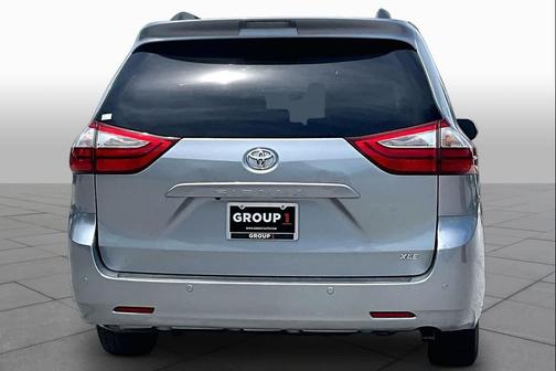 Silver Sky Metallic 2015 Toyota Sienna XLE
