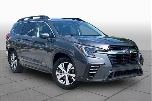 Magnetite Gray Metallic 2023 Subaru Ascent Premium 8-Passenger