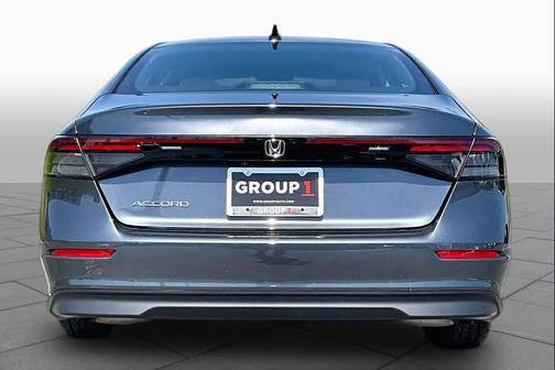 Meteorite Gray Metallic 2025 Honda Accord SE