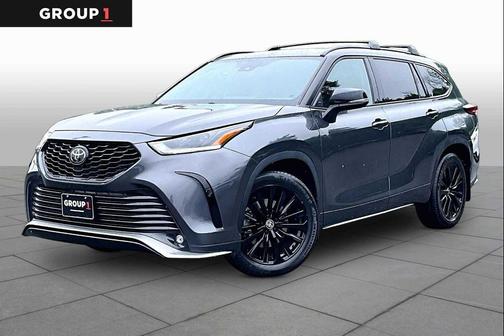 Magnetic Gray Metallic 2023 Toyota Highlander XSE