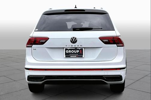 2022 Volkswagen Tiguan 2.0T SE R-Line Black